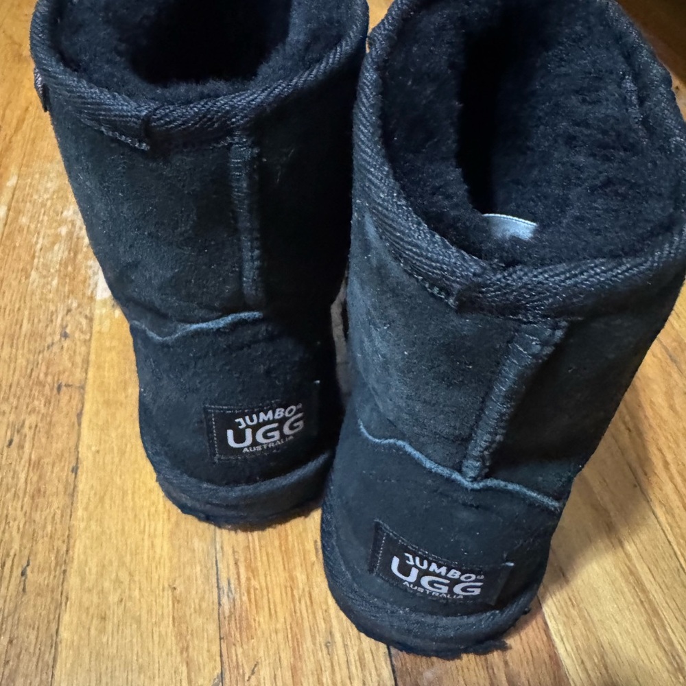 Jumbo UGG Black Boots